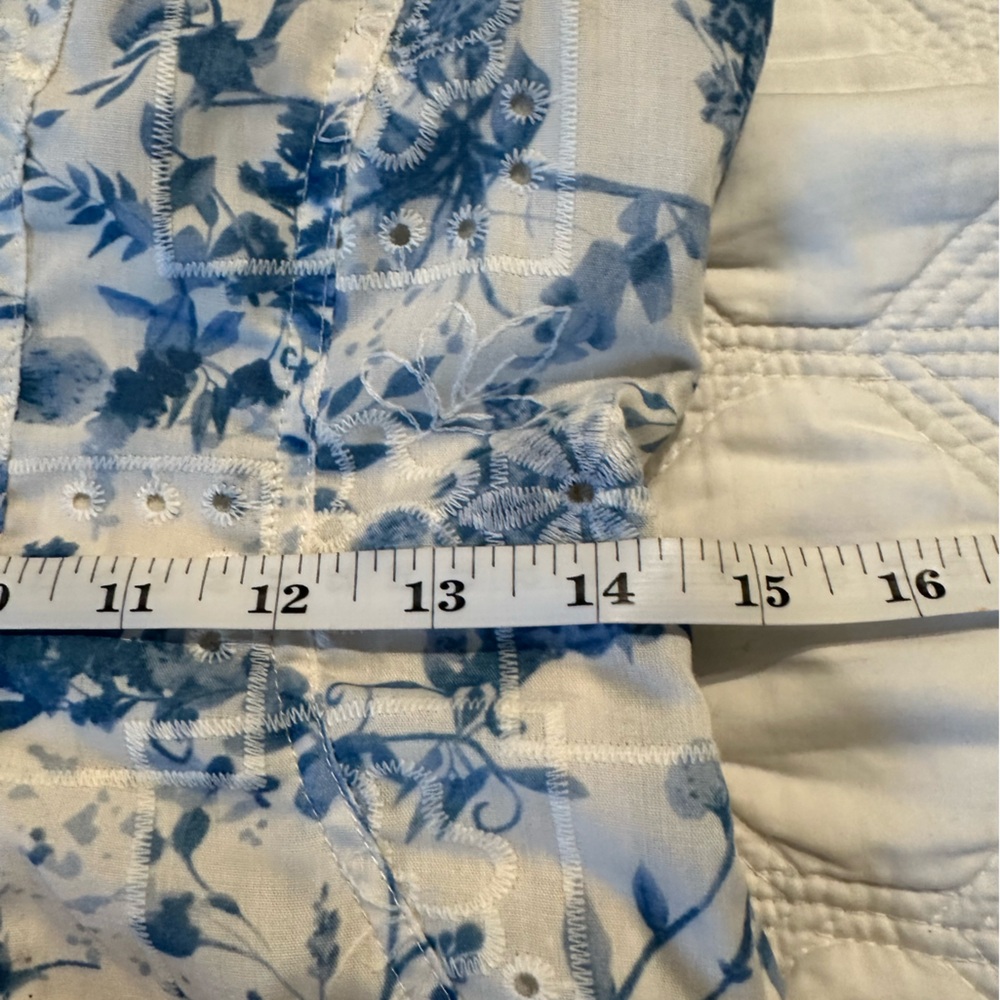 En Saison Embroidered Ruffled Dress - Picture 10 of 10